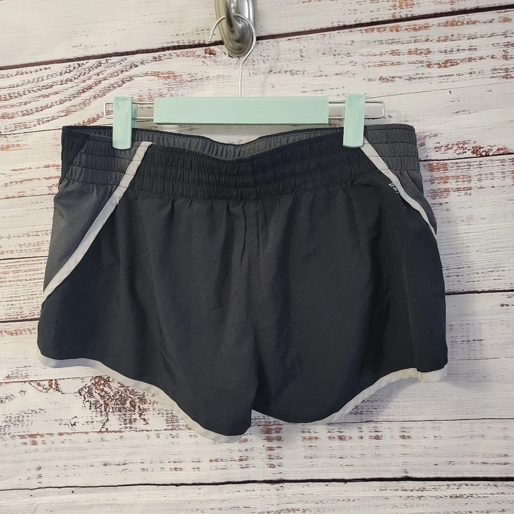 Nike Running Shorts L - Picture 3 of 5